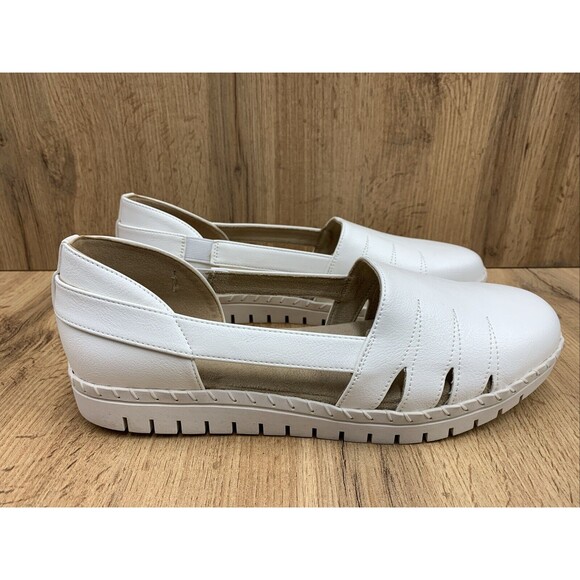Easy Street Bugsy Slip On Flats Women's Size 11M Egg Shell White 31-7243 - Picture 2 of 15